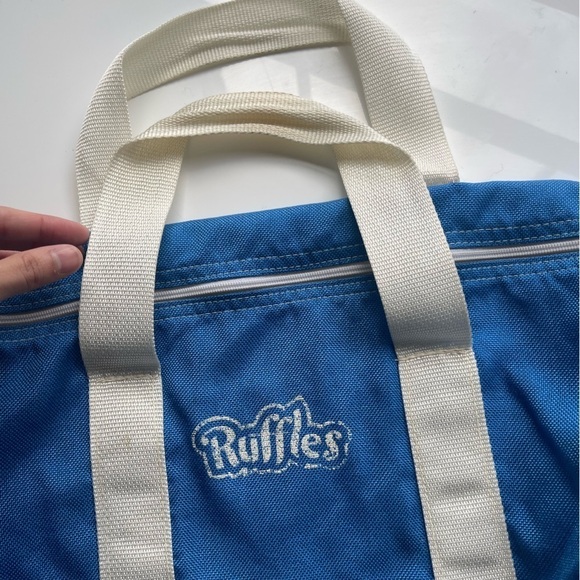 Vintage Lays Potato Chip Mini Duffel Bag - Picture 5 of 7